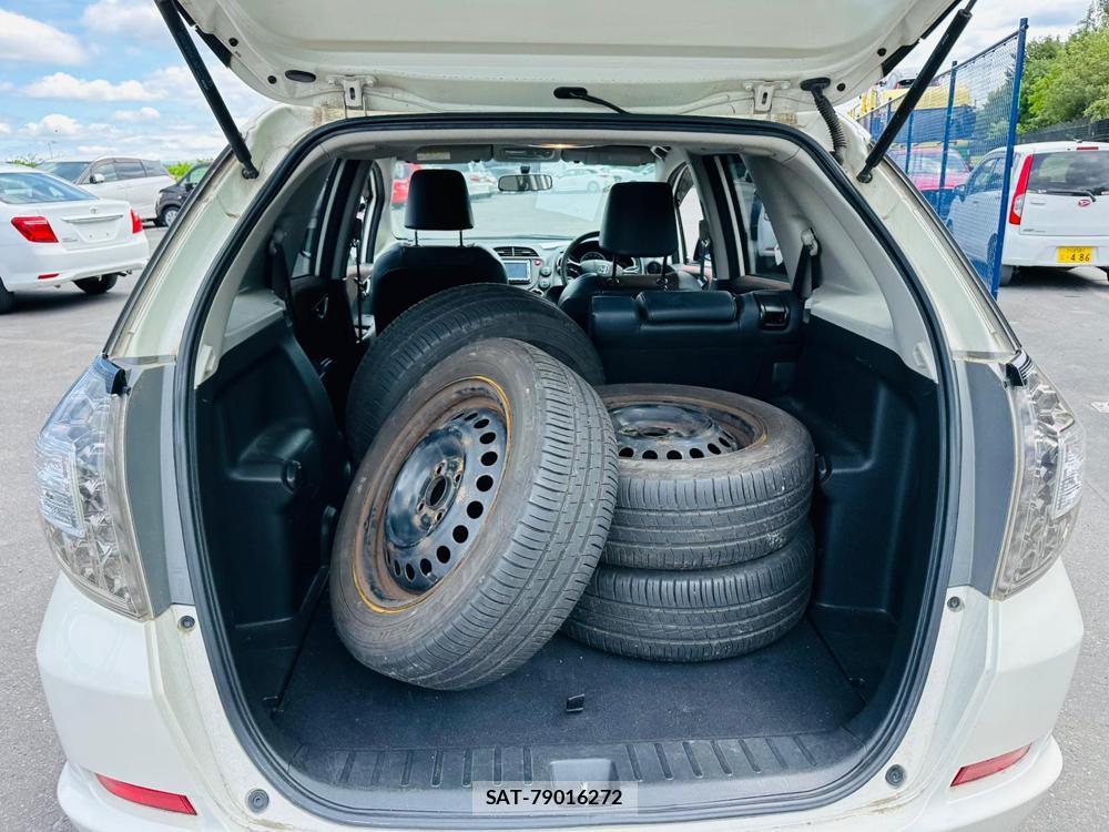 Honda FIT SHUTTLE 2013 6877164-25