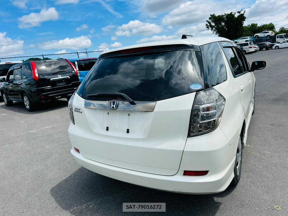 Honda FIT SHUTTLE 2013 6877164-4