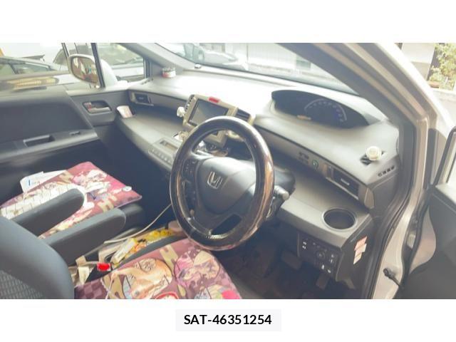 Honda FREED SPIKE 2012-01 8412842-6