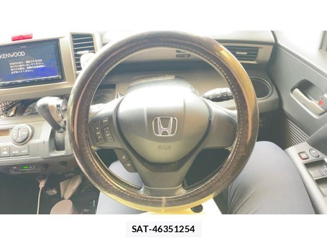 Honda FREED SPIKE 2012-01 8412842-8