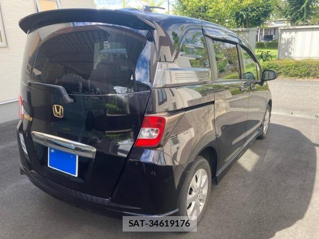 Honda FREED SPIKE 2010-09 8627105-9