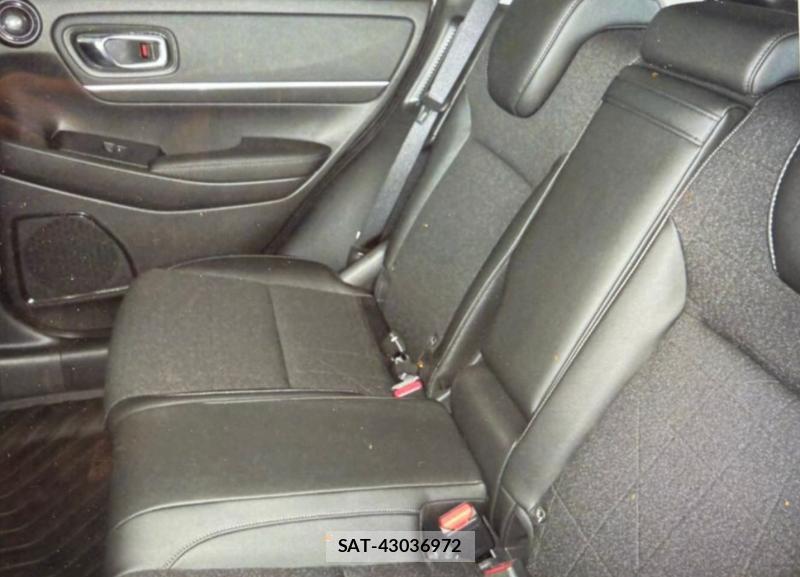 Honda VEZEL 2025 1082266-5