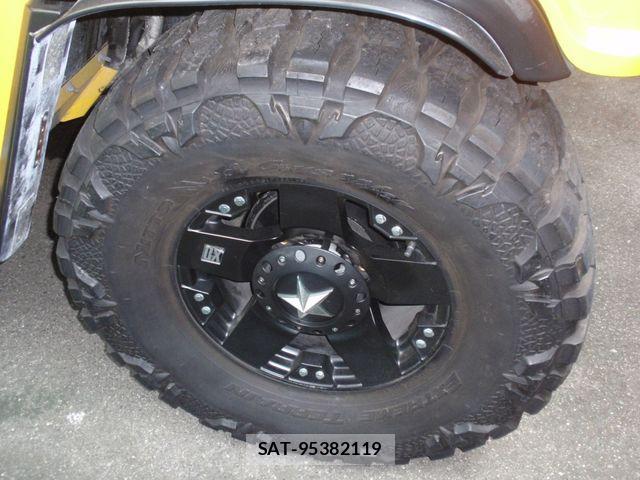 Hummer H1 1997-08 957425-20