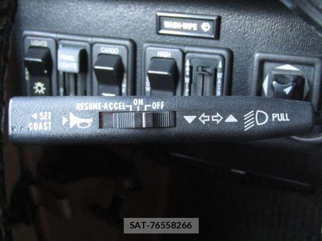 Hummer H1 1996-10 999482-14