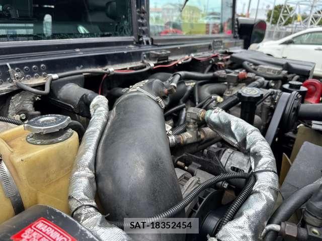 Hummer H1 2011-01 8314776-13
