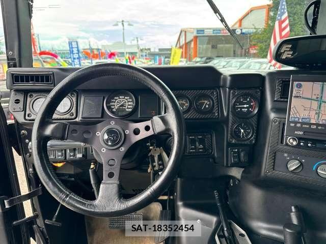 Hummer H1 2011-01 8314776-21