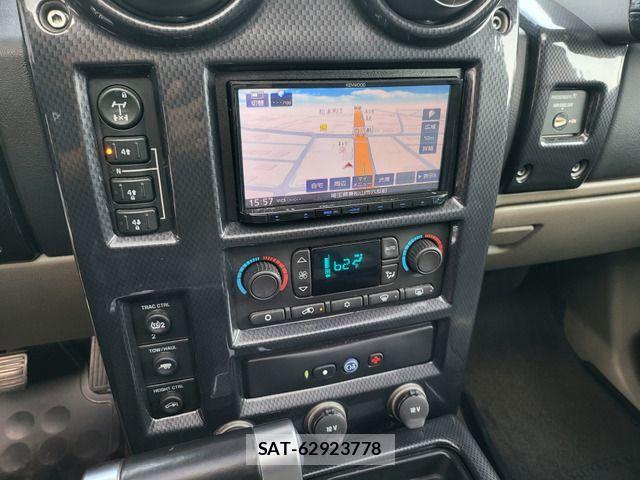 Hummer H2 2004-07 1206795-19