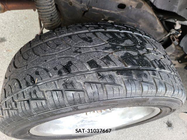 Hummer H2 2004-04 1206794-19
