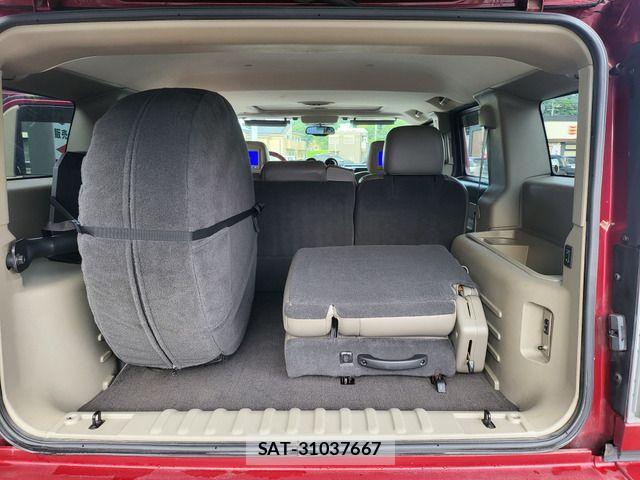Hummer H2 2004-04 1206794-6