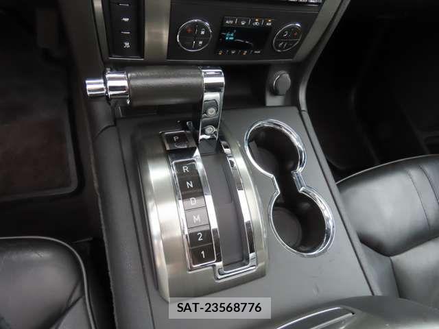 Hummer H2 2008-02 1354425-14