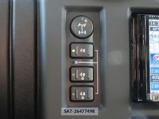 Hummer H2 2006-11 4043426-13