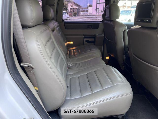 Hummer H2 2005-08 7058855-17