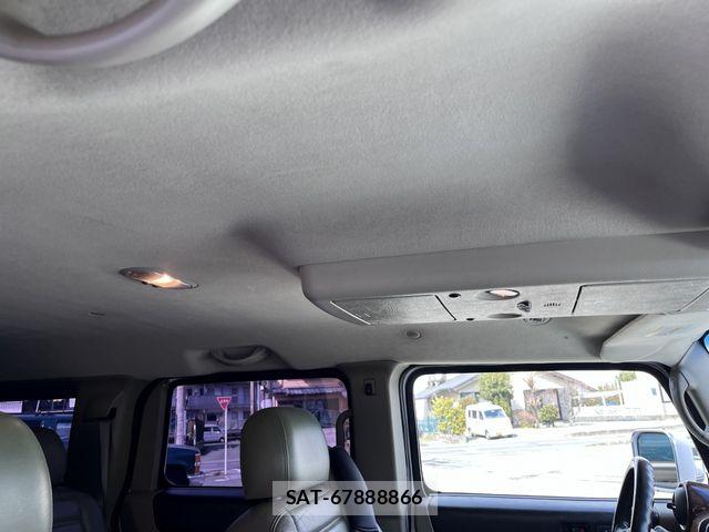 Hummer H2 2005-08 7058855-23