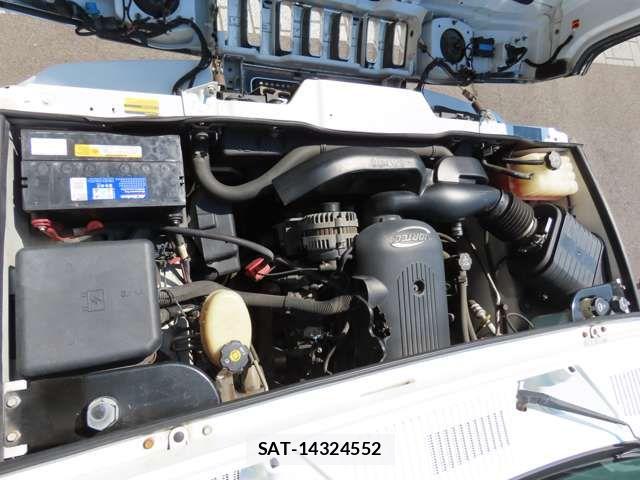 Hummer H2 2004-05 7219579-19