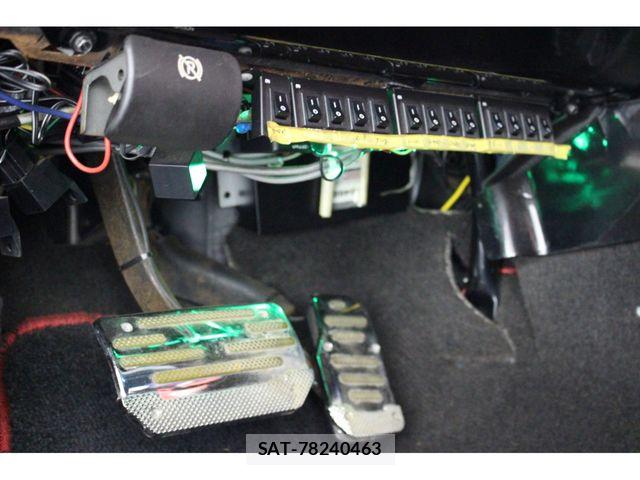 Hummer H2 2006-03 8849314-26