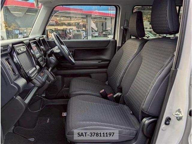 Suzuki HUSTLER 2025-02 3375333-11