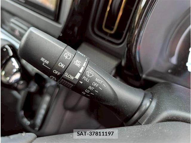Suzuki HUSTLER 2025-02 3375333-21