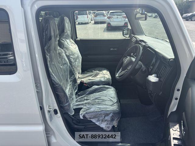 Suzuki HUSTLER 2025-11 6264406-24