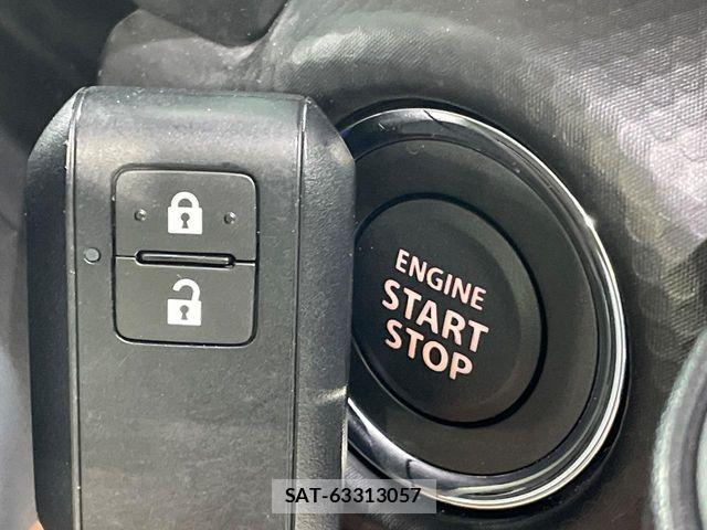 Suzuki HUSTLER 2025-04 6671873-4