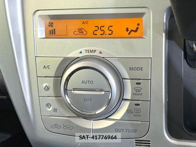 Suzuki HUSTLER 2015-05 6671912-6