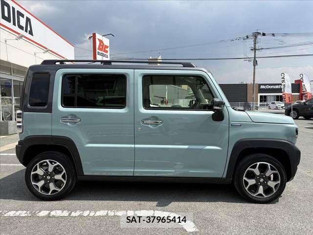 Suzuki HUSTLER 2024-01 6676310-11