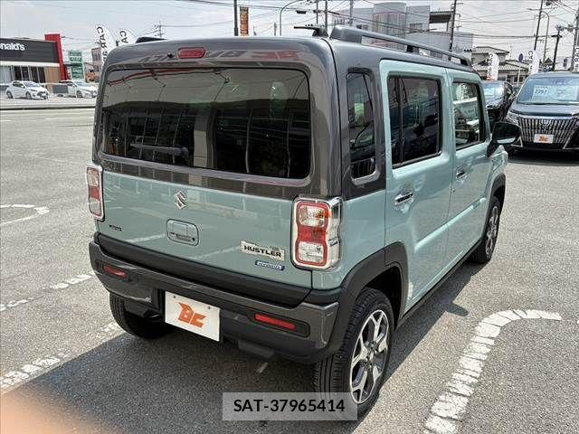 Suzuki HUSTLER 2024-01 6676310-12
