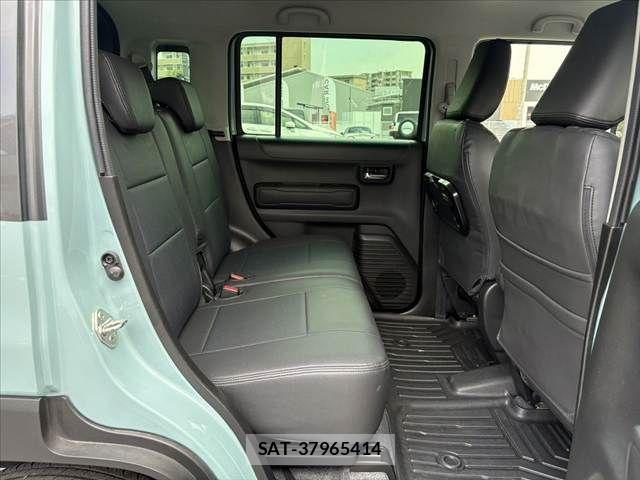 Suzuki HUSTLER 2024-01 6676310-17