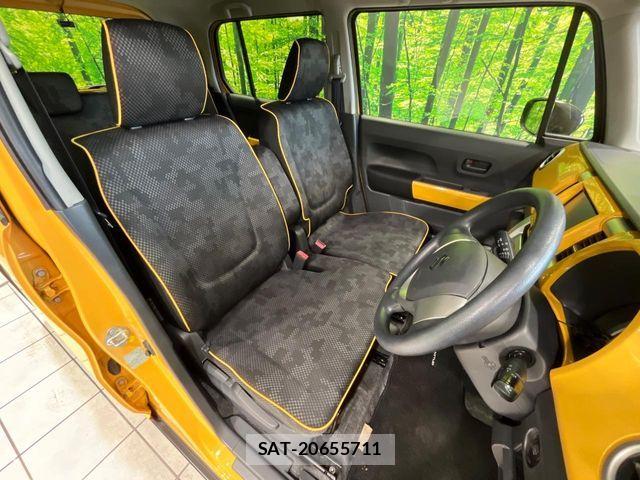 Suzuki HUSTLER 2016-02 6676324-7