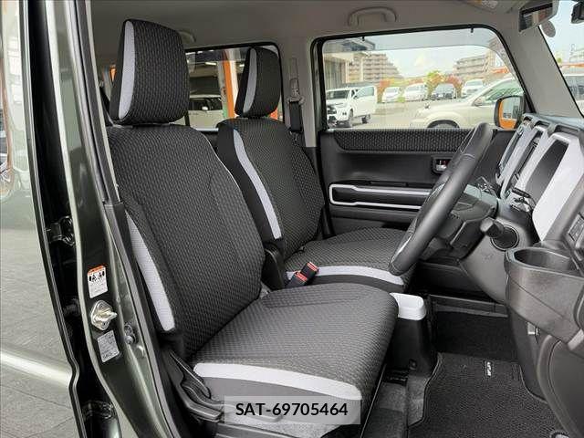Suzuki HUSTLER 2024-03 6751910-16