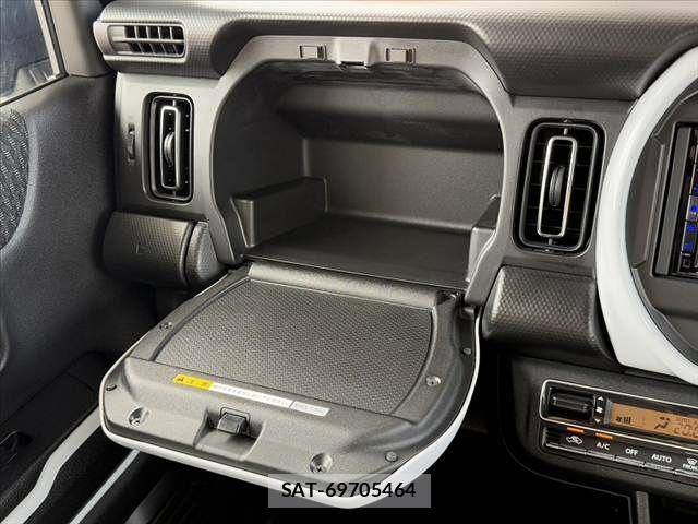 Suzuki HUSTLER 2024-03 6751910-22