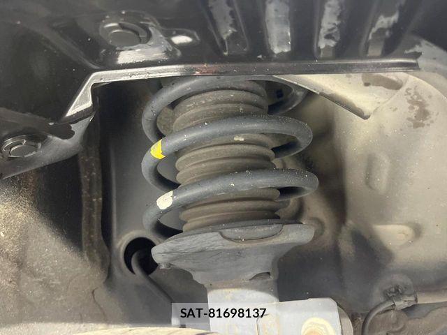 Suzuki HUSTLER 2021-05 6815318-19