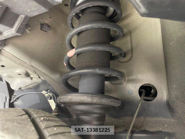 Suzuki HUSTLER 2016-09 6815326-19