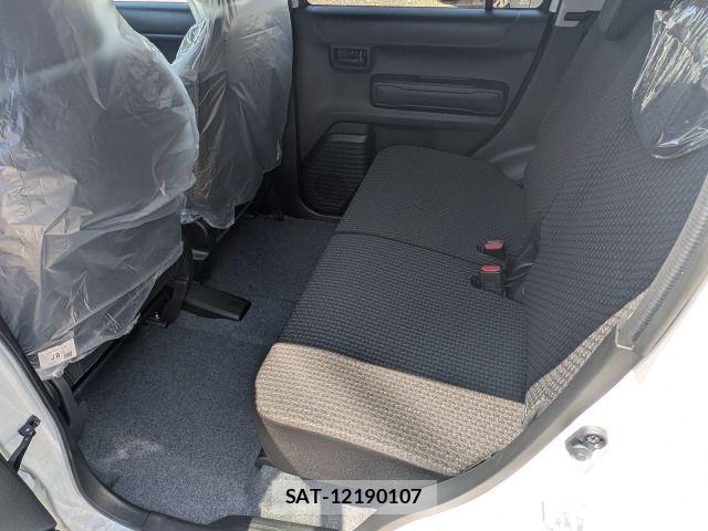 Suzuki HUSTLER 2026-04 6815308-9