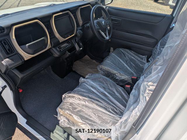 Suzuki HUSTLER 2026-04 6815308-8