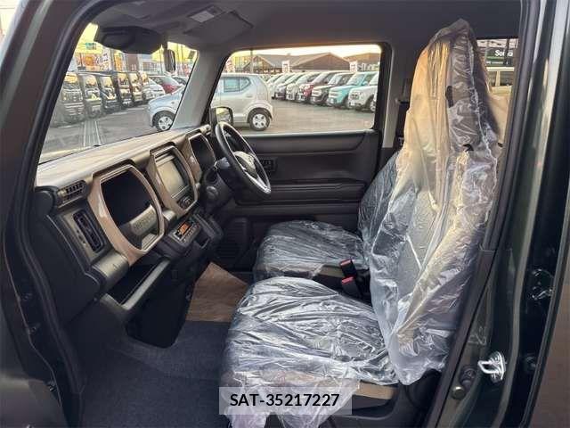 Suzuki HUSTLER 2025-11 6906394-18