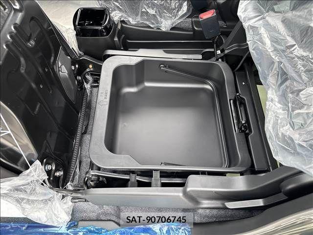 Suzuki HUSTLER 2026-02 6906293-26