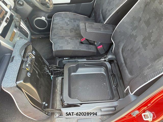 Suzuki HUSTLER 2018-02 6994220-5