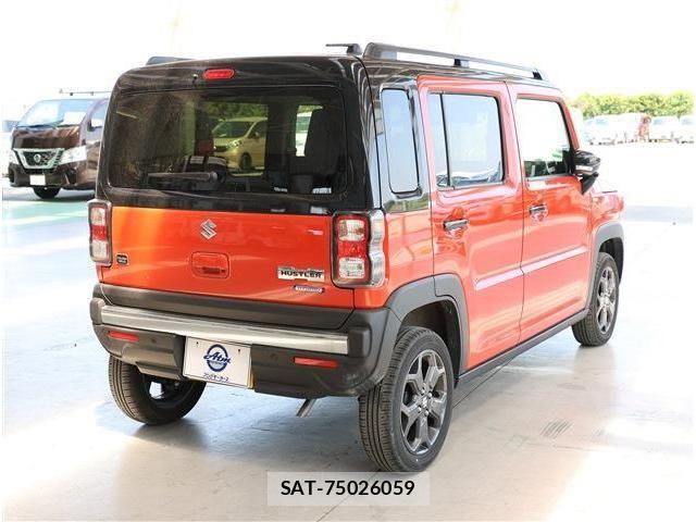 Suzuki HUSTLER 2025-01 7219732-4