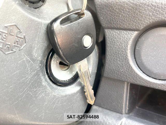 Suzuki HUSTLER 2017-04 7219617-6