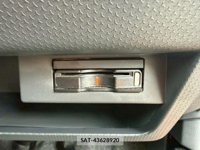 Suzuki HUSTLER 2017-05 7219620-11
