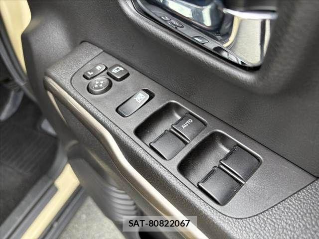 Suzuki HUSTLER 2023-05 7219704-21