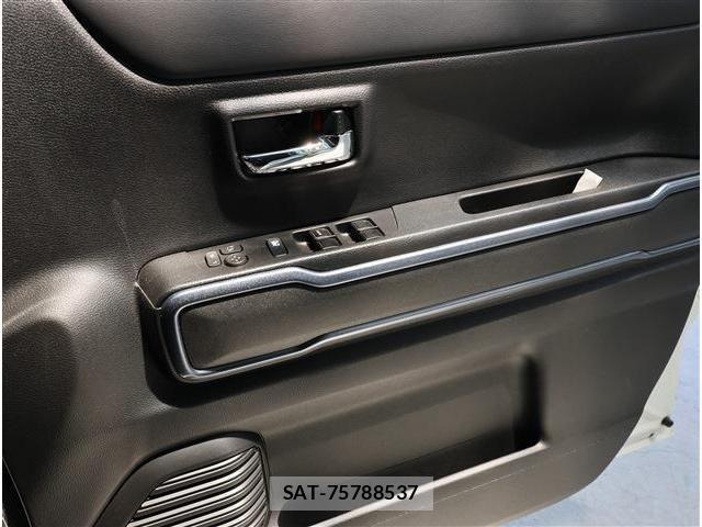 Suzuki HUSTLER 2022-04 7219686-4