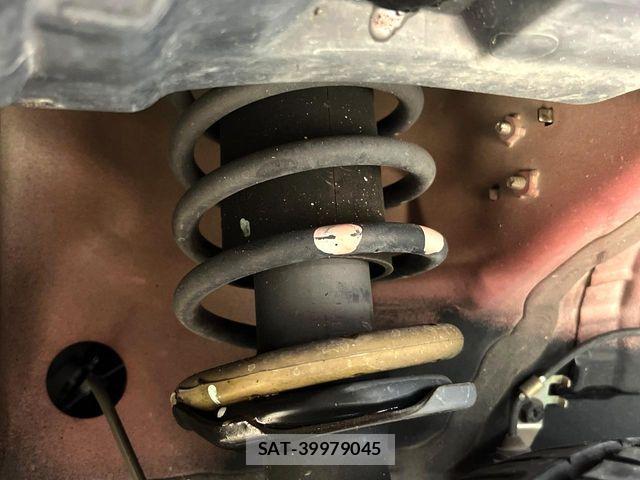 Suzuki HUSTLER 2015-01 7219586-19