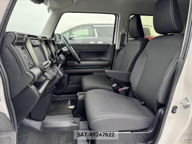 Suzuki HUSTLER 2025-02 7327500-16