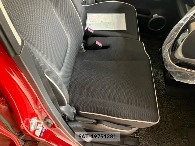 Suzuki HUSTLER 2014-08 7327562-19