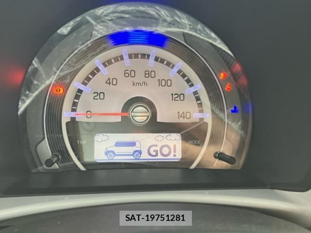 Suzuki HUSTLER 2014-08 7327562-23