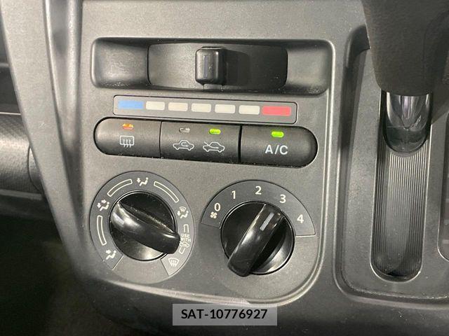 Suzuki HUSTLER 2014-02 7358122-5
