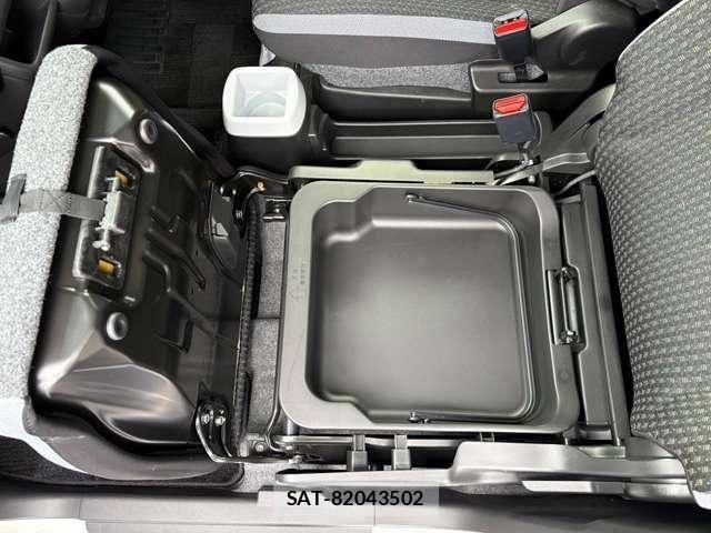 Suzuki HUSTLER 2021-03 7358116-17