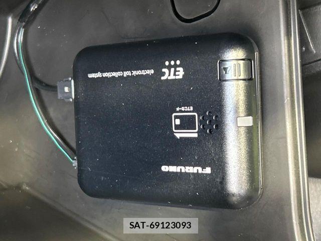 Suzuki HUSTLER 2022-05 7358115-5