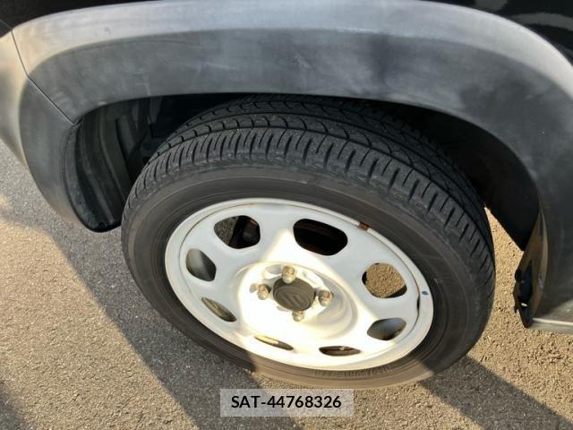 Suzuki HUSTLER 2015-06 7358127-11